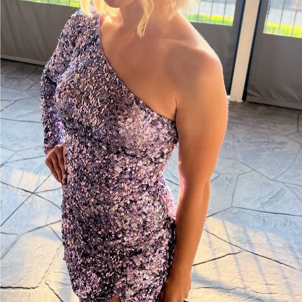 Sherri Hill Lilac Purple Sequin One-Shoulder Dress Size 0 - Picture 1 of 7